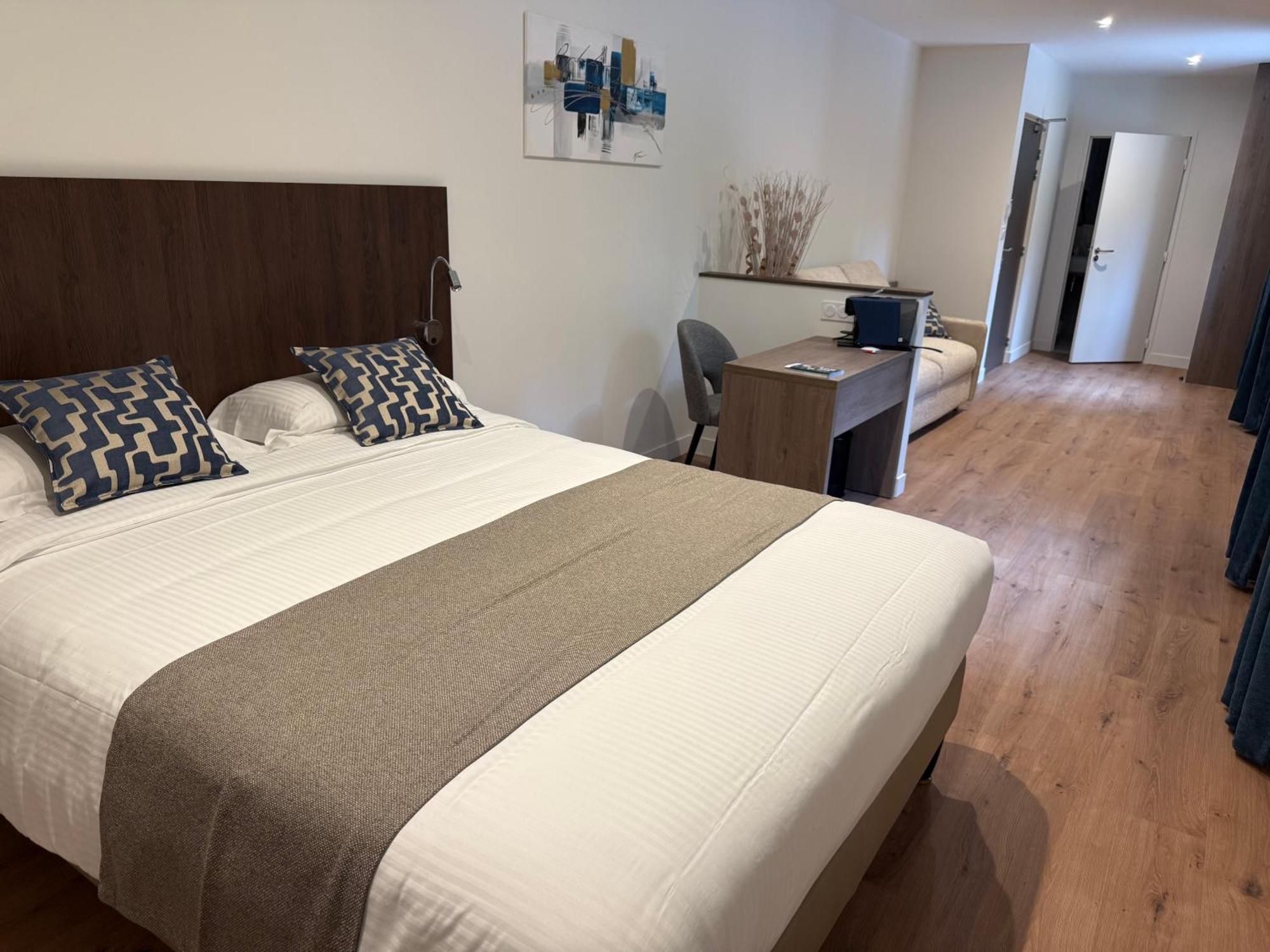 Logis Hotel Le Petit Casset La Boisse Kültér fotó