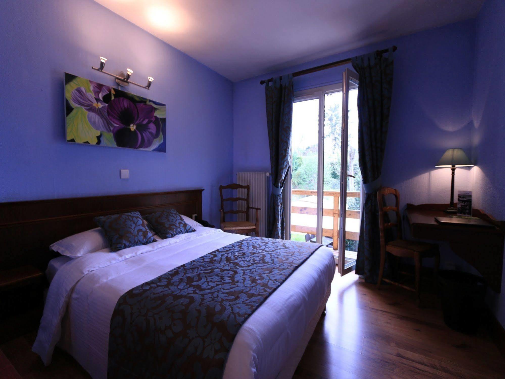 Logis Hotel Le Petit Casset La Boisse Kültér fotó