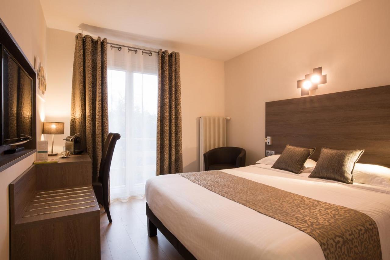 Logis Hotel Le Petit Casset La Boisse Kültér fotó